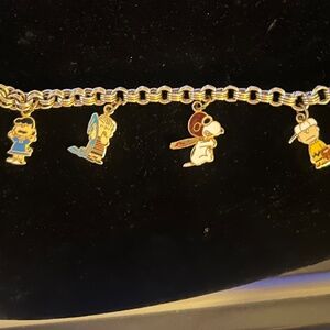 Vintage Peanuts Charm Bracelet including 5 character charms-Great Gift Idea!